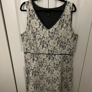 Ann Taylor Gray and Cream Lace Dress